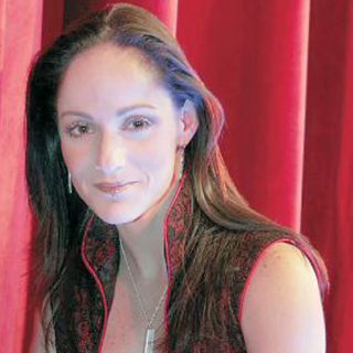 Lolita Cortés dedica  tiempo a sus hijos a pesar de compromisos