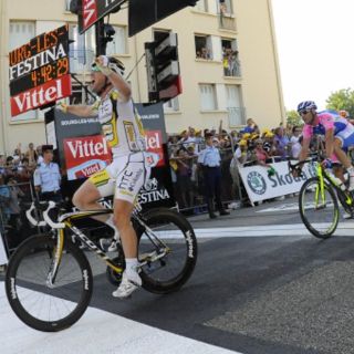 Cavendish vence en  la 11a etapa