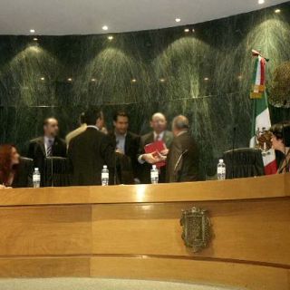 Niegan aumento salarial a consejeros de Transparencia