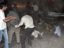 La primera explosión la causó un suicida. AP  /