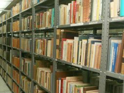 Al escritor le resulta difícil relatar su historia personal en un libro. ARCHIVO INFORMADOR  /