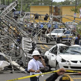 Tromba marina ataca Mayagüez