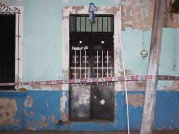 Al detonar el explosivo, sólo causó daños al interior del domicilio y algunos muebles. A. HINOJOSA  /