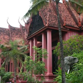 Gobierno estadounidense devuelve siete antigüedades arqueológicas a Camboya