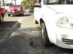 Los automóviles son principal objetivo de los ladrones en El Salto. ARCHIVO  /