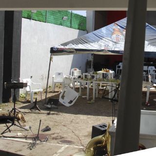 Abaten a 17 jóvenes y hieren a 18, en fiesta