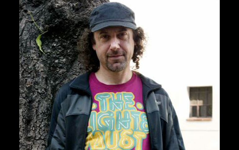 El guitarrista afirma que cuenta con la energía física, moral y emocional suficiente para enfrentar este proceso. ARCHIVO INFORMADOR  /