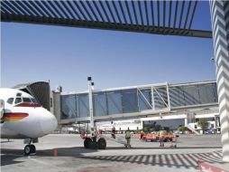 Grupo Aeroportuario del Pacífico y sus socios estratégicos españoles AENA y Abertis pretenden convocar a una reunión. ESPECIAL  /