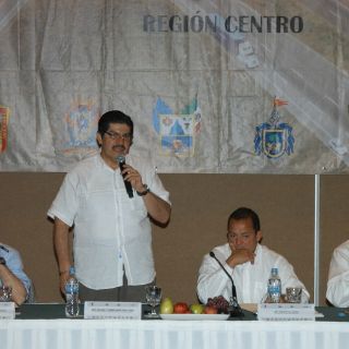 Jalisco aspira a cuatro mil 500 MDP para carreteras federales en 2011