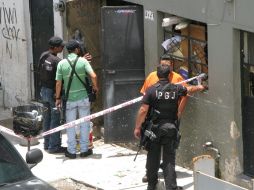 Al lugar acudieron policías tapatíos, del Estado, de la PGJE, federales y de Vialidad. M. PATIÑO  /