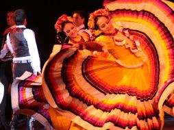 Temporada del Ballet Folclórico de la UdeG  Domingo, 12:00 horas  Teatro Degollado  Boletos desde 80 hasta 300 pesos. ESPECIAL  /