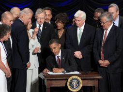 El presidente de Estados Unidos firma la mayor reforma financiera en ocho décadas de la historia de la Unión Americana. REUTERS  /