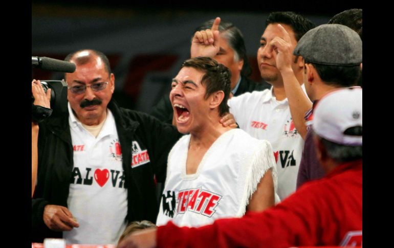 Jorge 'Travieso' Arce peleará contra Martín Castillo en Tepic. MEXSPORT  /