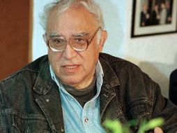 Estudiantes recordaron las visitas que el escritor realizó a Chicago para convivir con jóvenes promesas. NTX  /