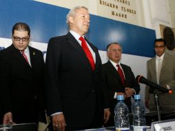 Fernando Guzmán (centro) aseguró que se realizarán ajustes en las estrategias de seguridad, aunque no dio detalles. M. FREYRIA  /