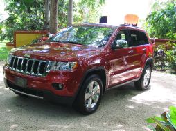 Totalmente nueva, más grande, más potente, e incluso más eficiente Jeep Grand Cherokee 2011. ESPECIAL  /