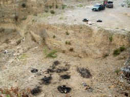 En estado de descomposición se hallaron 38 cuerpos en nueve fosas clandestinas en un fraccionamiento de Nuevo León. NTX  /