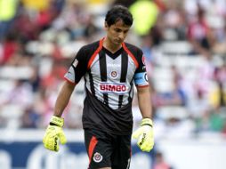 Luis Michel, portero de las Chivas, durante el encuentro ante Puebla. E. PACHECO  /