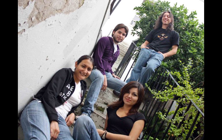 Los integrantes del Colectivo Proyecto Caos se presentan por segunda ocasión en la Casa Museo López Portillo. A. HINOJOSA  /