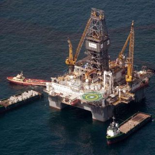 Petróleos de Venezuela: empresa con deterioro