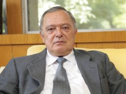 El rector Juan Luis Orozco apuesta a la formación de valores para combatir la inseguridad. ARCHIVO  /