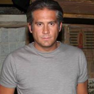 Arath de la Torre desea ampliar su descendencia