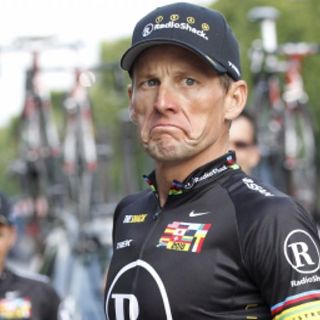 Armstrong podría ser sancionado por la UCI