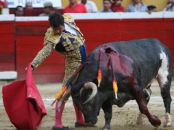 El periodista es conocido por ser el máximo difusor de la fiesta brava en la televisión mexicana. ESPECIAL  /