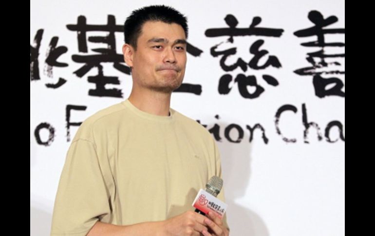 Yao Ming durante una conferencia de prensa. REUTERS  /