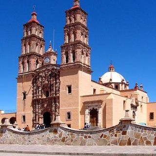 Presentan Rutas del Bicentenario