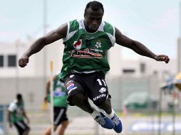 Christian Benítez ya entrenó después de la lesión que le impidió estar en el primero partido del torneo. MEXSPORT  /