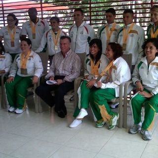 Andrade Garín felicita a medallistas de centroamericanos