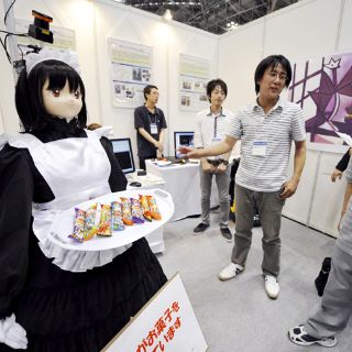 Inicia la feria Robotech en Tokio