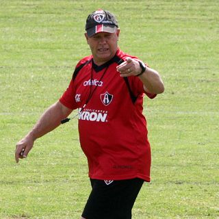 Ischia defiende a Vera