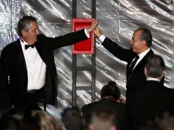 El Presidente Felipe Calderón y Jorge Vergara realizaron la inauguración oficial del estadio Omnilife. MEXSPORT  /