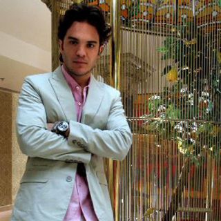 Kuno Becker hace un poco de todo