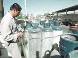 Desde el domingo, los tapatíos deberán pagar dos centavos más por kilo de gas LP respecto al mes anterior. NTX  /