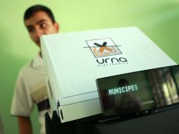 Se pretenden comprar nueve mil urnas electrónicas para los electores. E. PACHECO  /