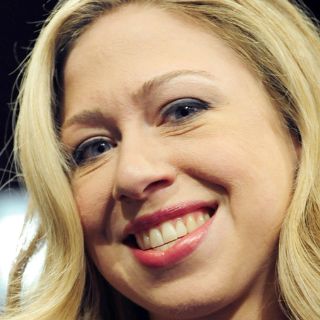 Bill Clinton llega con anticipación a la boda de su hija Chelsea