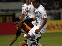 Los Leones Negros siguen sin poder ganar en casa. M. FREYRÍA  /