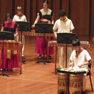 China celebra el Bicentenario y Centenario mexicanos