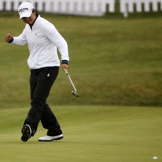 Tseng firme en liderato del Abierto Británico de Golf