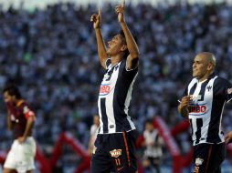 Sergio Santana festeja el tercer tanto de su escuadra. MEXSPORT  /