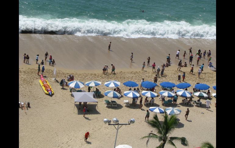 Acapulco, como otros destinos turísticos, sufre en esta temporada la baja de afluencia de vsitantes.ESPECIAL  /
