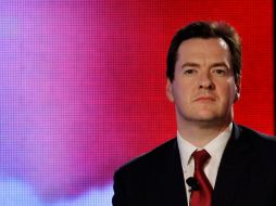 El ministro Osborne subrayó que el gobierno no tolerará que los bancos acumulen la presión en los pequeños negocios. AP  /