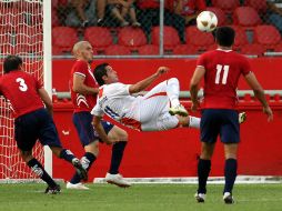 Los jugadores de Veracruz (rojo) y de Correcaminos no se hicieron daño y compartieron puntos. MEXSPORT  /