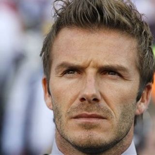 David Beckham diseñará para Victoria