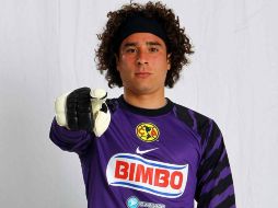 Guillermo Ochoa tiene confianza en que las Águilas llegarán lejos en este Apertura 2010. MEXSPORT  /
