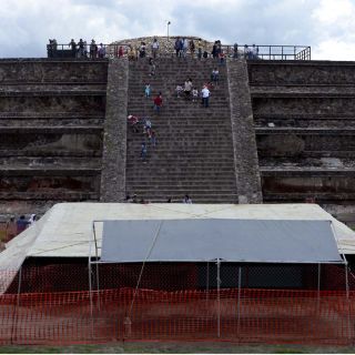 Descubren túnel y galerías en Teotihuacán