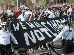 Miles de personas siguen manifestándose en contra de la polémica ley. EFE  /